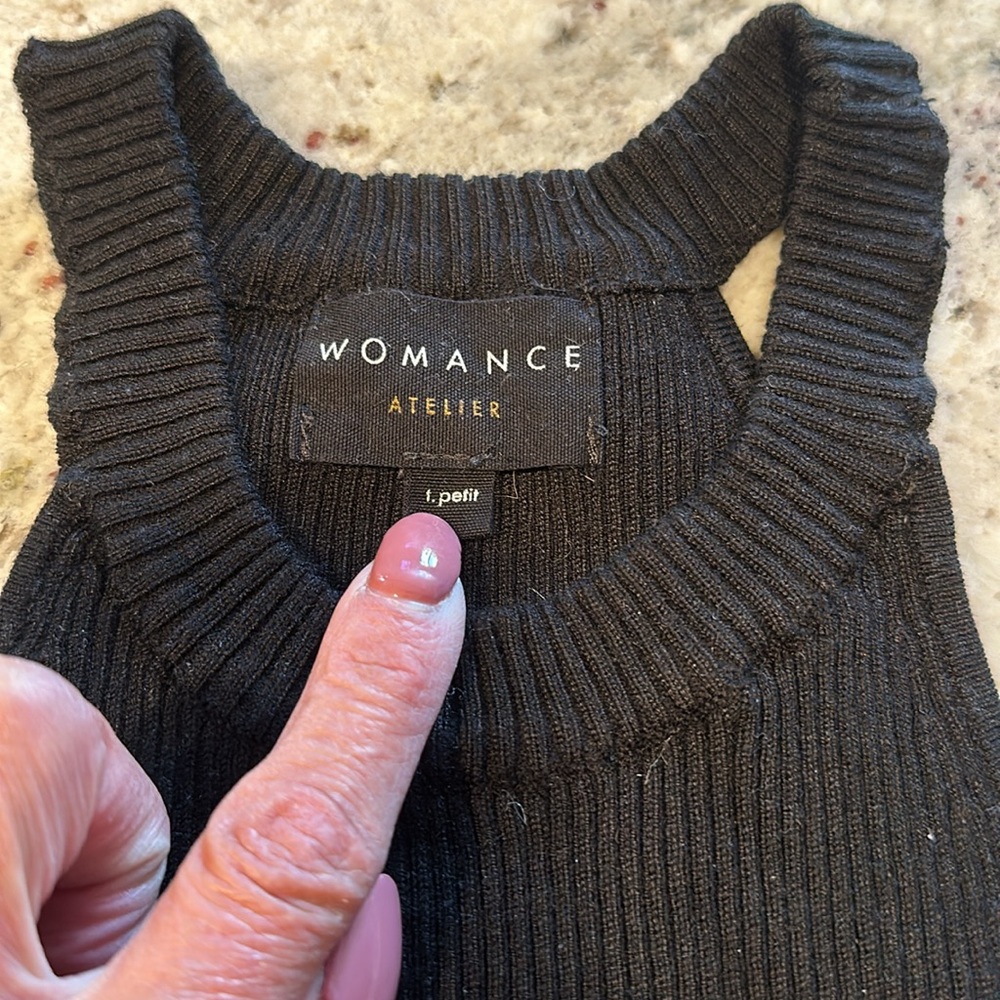 Womance top - Picture 3 of 4